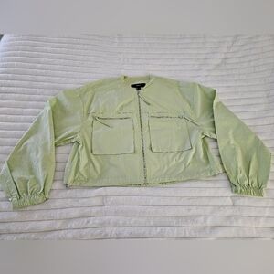 NWOT Forever 21 Cropped Bomber Jacket Lightweight Lime Baggy Pockets Womens M